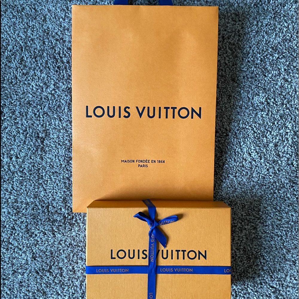 Louis Vuitton Wallet box and shopping bag